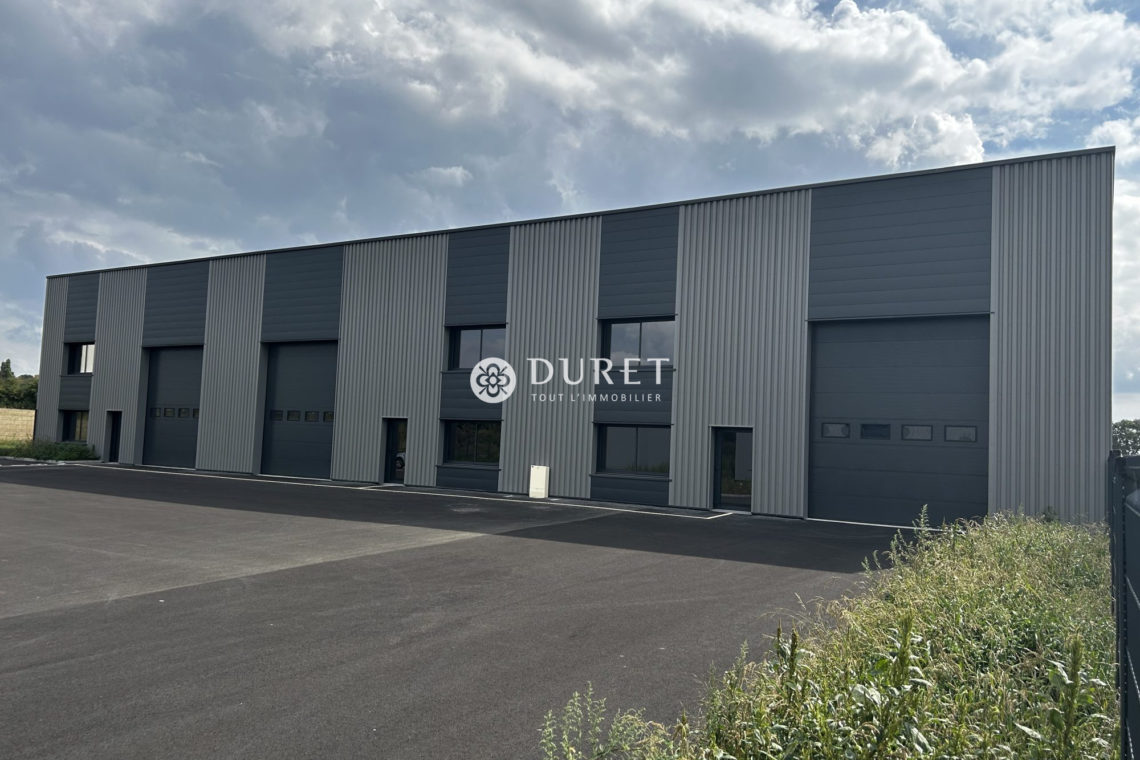 Louer Local commercial Local commercial, Les Herbiers 951 m2 - LP1520-DURET