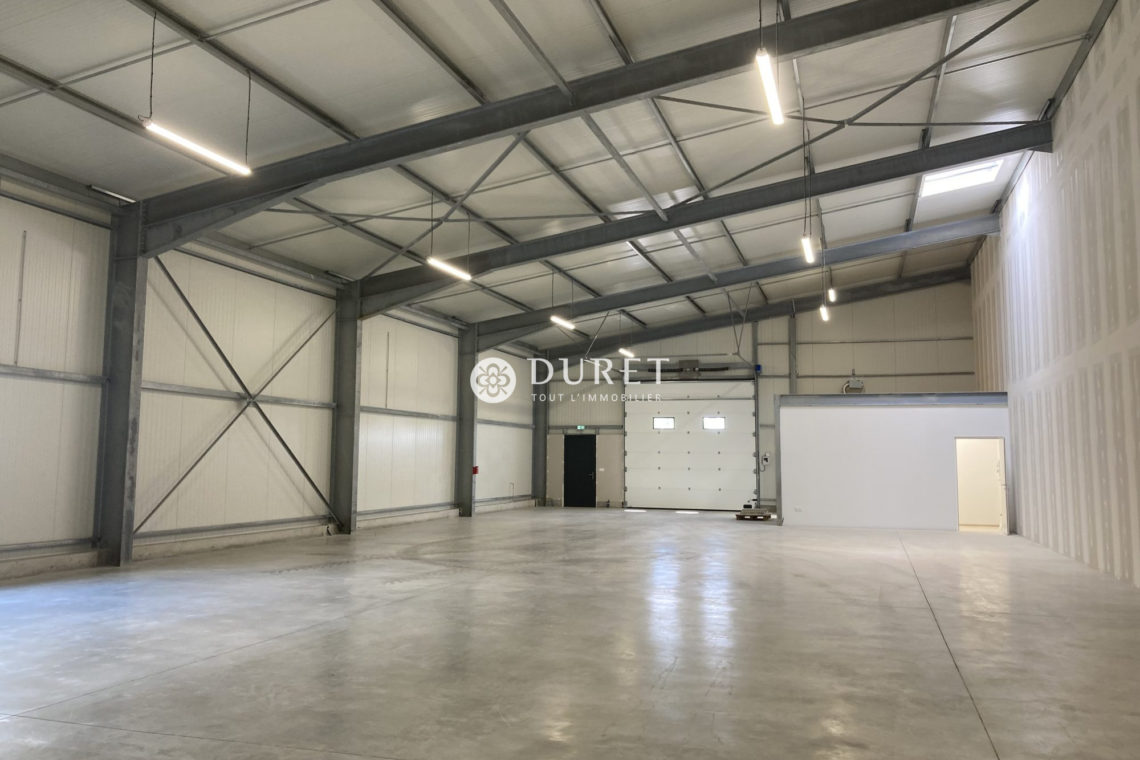 Louer Local professionnel Local professionnel, Challans 378 m2 - LP2026-DURET