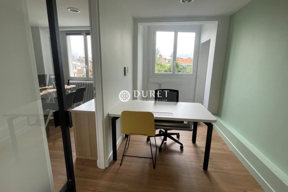 Acheter Bureau Bureau, La Roche-sur-Yon 140 m2 - VP2241-DURET