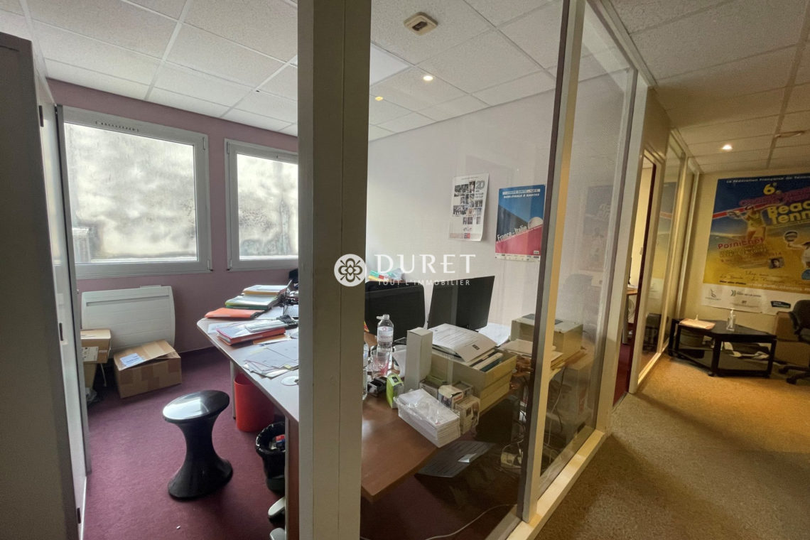 Acheter Bureau Bureau, La Roche-sur-Yon 200 m2 - VP2299-DURET