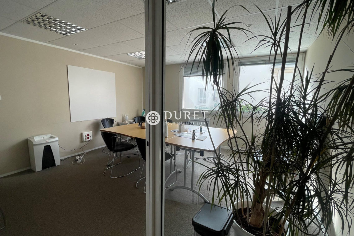 Acheter Bureau Bureau, La Roche-sur-Yon 200 m2 - VP2299-DURET