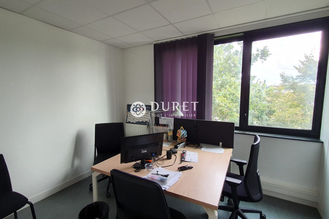 Louer Bureau Bureau, La Roche-sur-Yon 255 m2 - LP1356-DURET