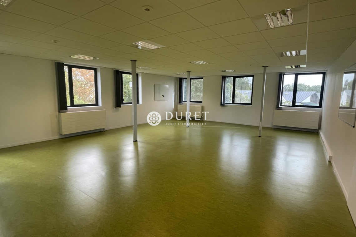 Louer Bureau Bureau, La Roche-sur-Yon 750 m2 - LP1795-DURET