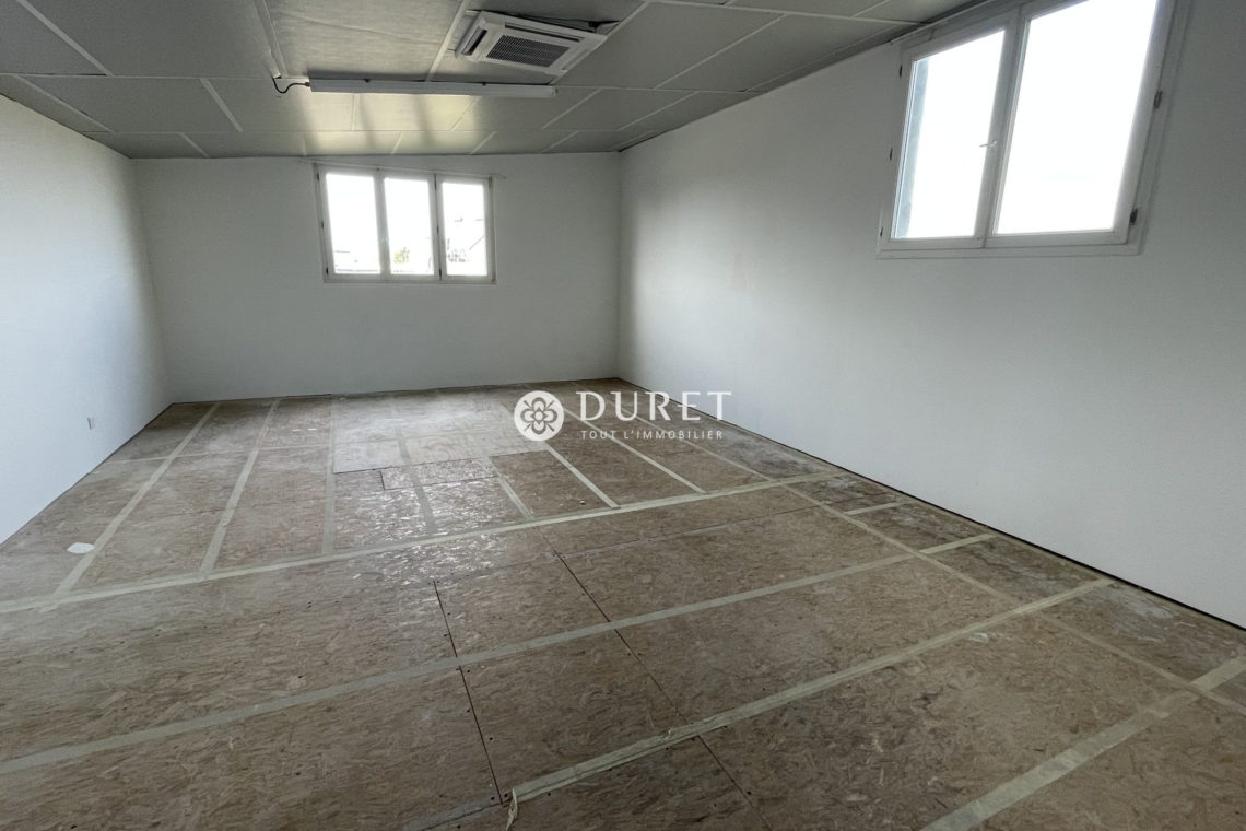 Louer Bureau Bureau, Fontenay-le-Comte 160 m2 - LP1818-DURET