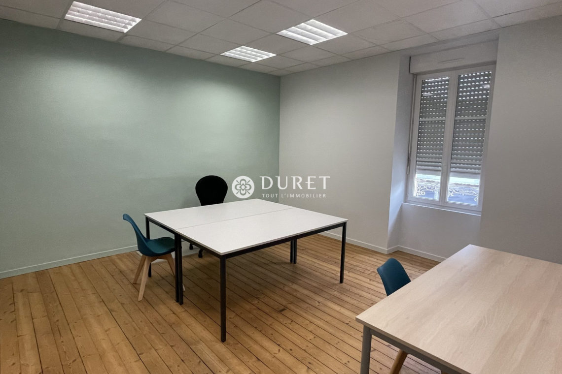 Louer Bureau Bureau, La Roche-sur-Yon 55 m2 - LP1888-DURET