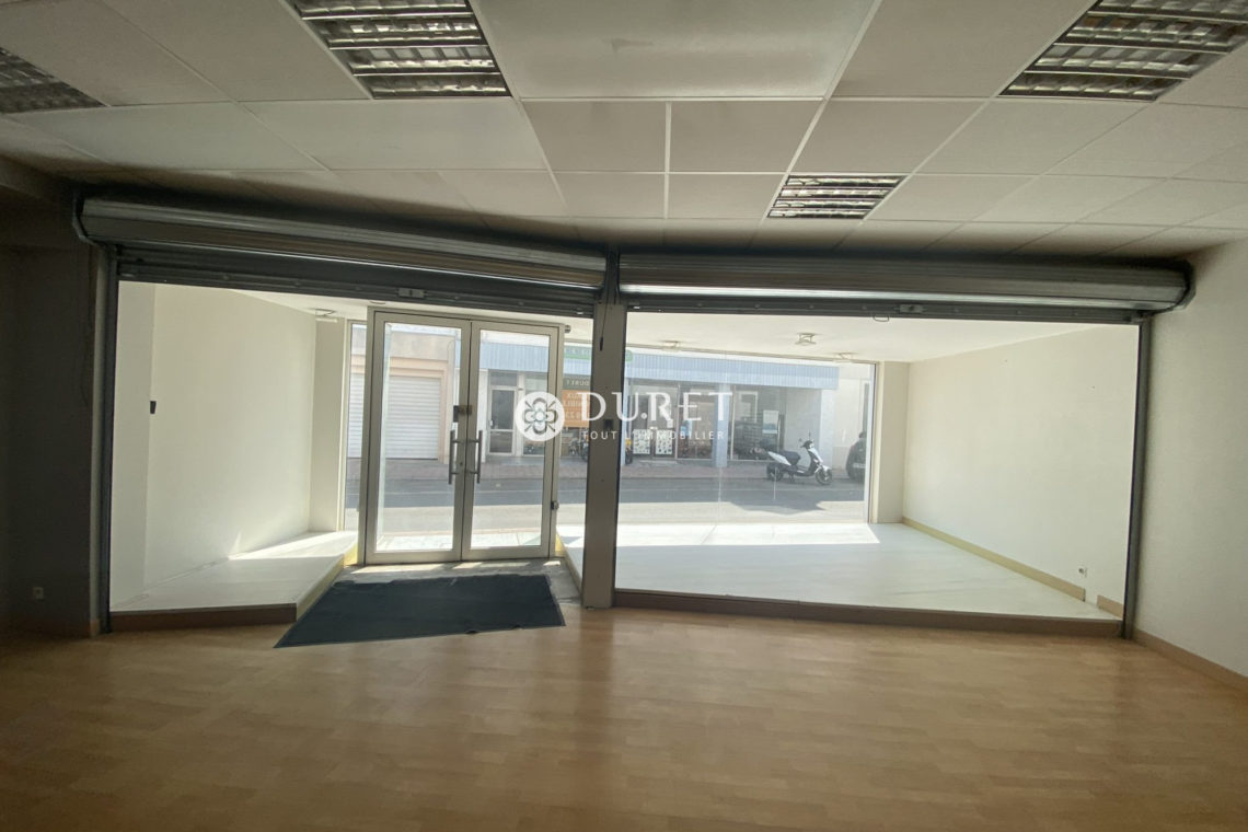 Louer Local commercial Local commercial, Challans 155 m2 - LP2121-DURET