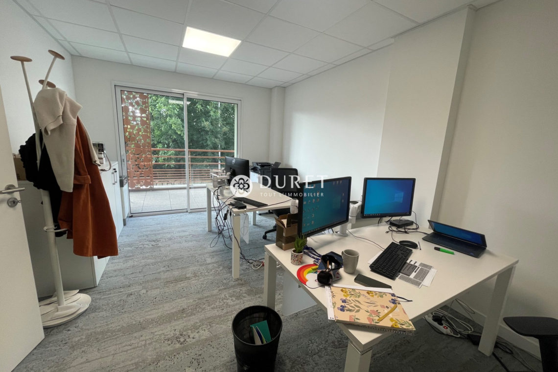 Louer Bureau Bureau, La Roche-sur-Yon 40 m2 - LP2303-DURET