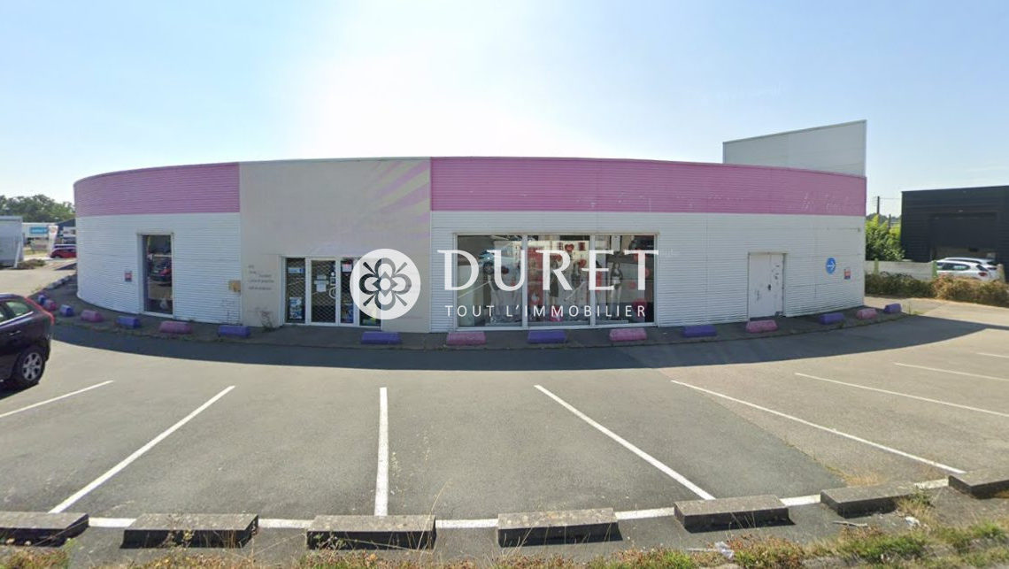 Louer Local commercial Local commercial, La Roche-sur-Yon 460 m2 - LP2341-DURET