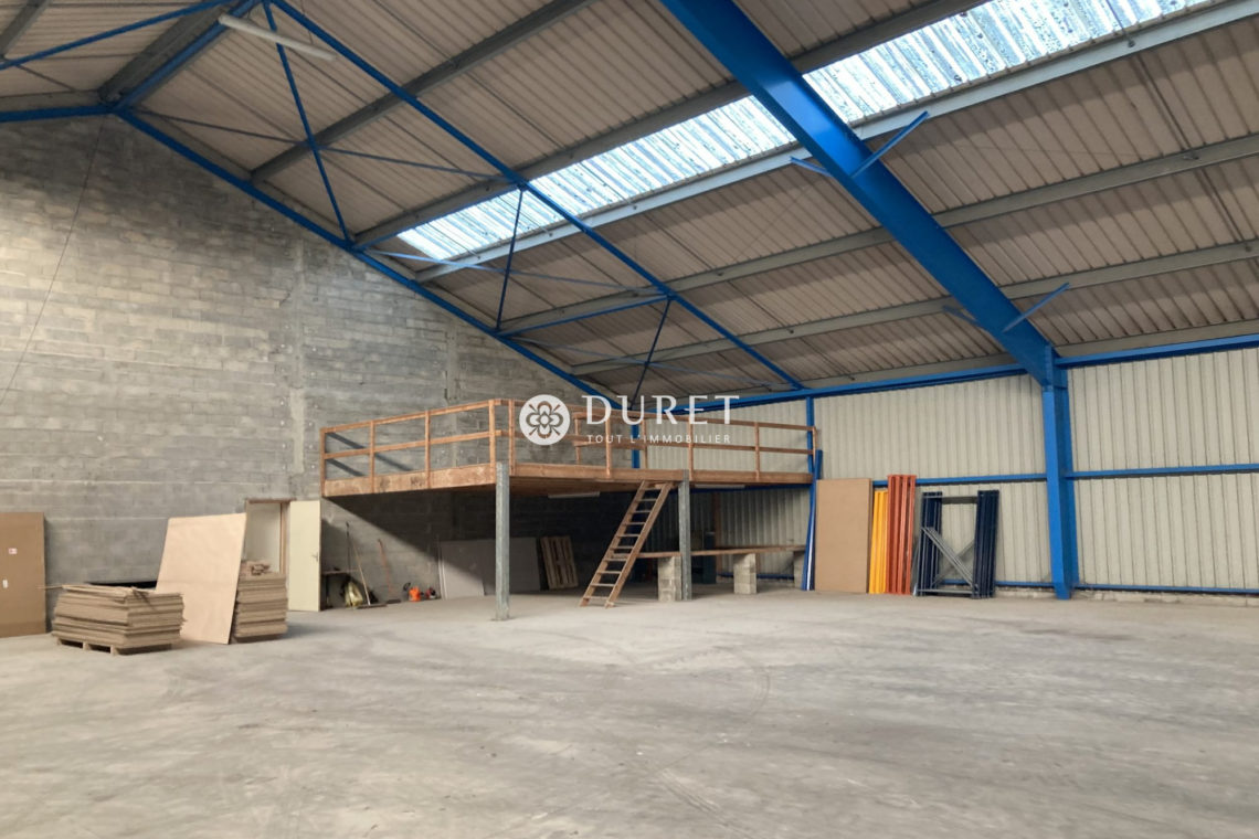 Louer Local industriel Local industriel, Saint-Jean-de-Monts 1350 m2 - LP2388-DURET