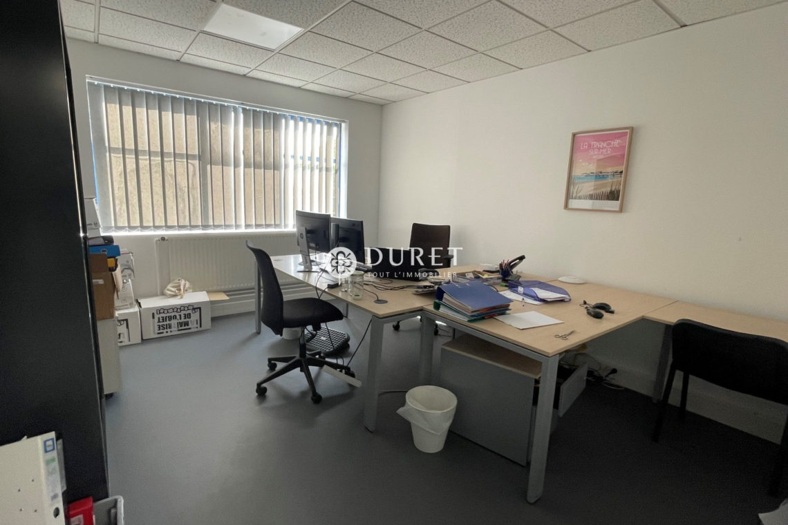 Louer Bureau Bureau, La Roche-sur-Yon 280 m2 - LP2295-DURET