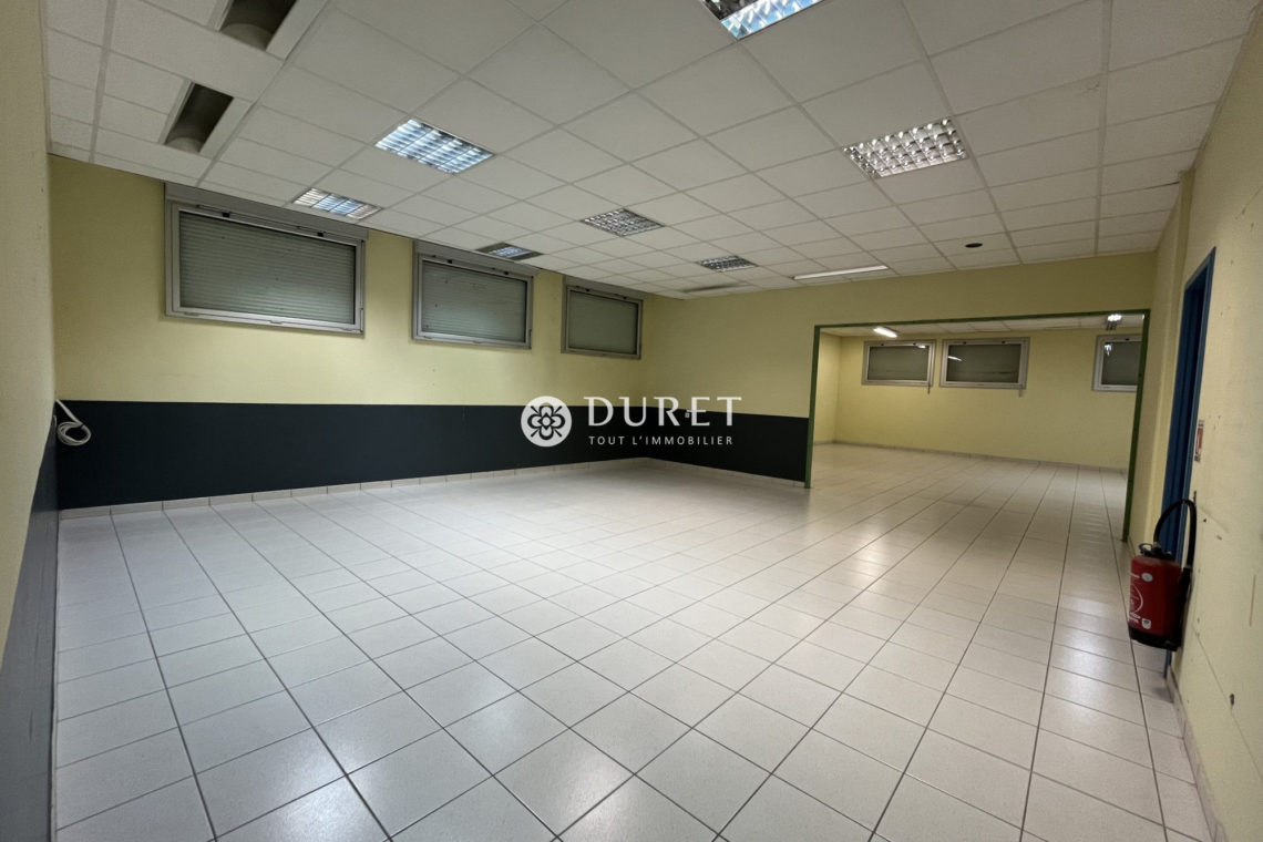 Louer Local commercial Local commercial, Beauvoir-sur-Mer 410 m2 - LP2453-DURET