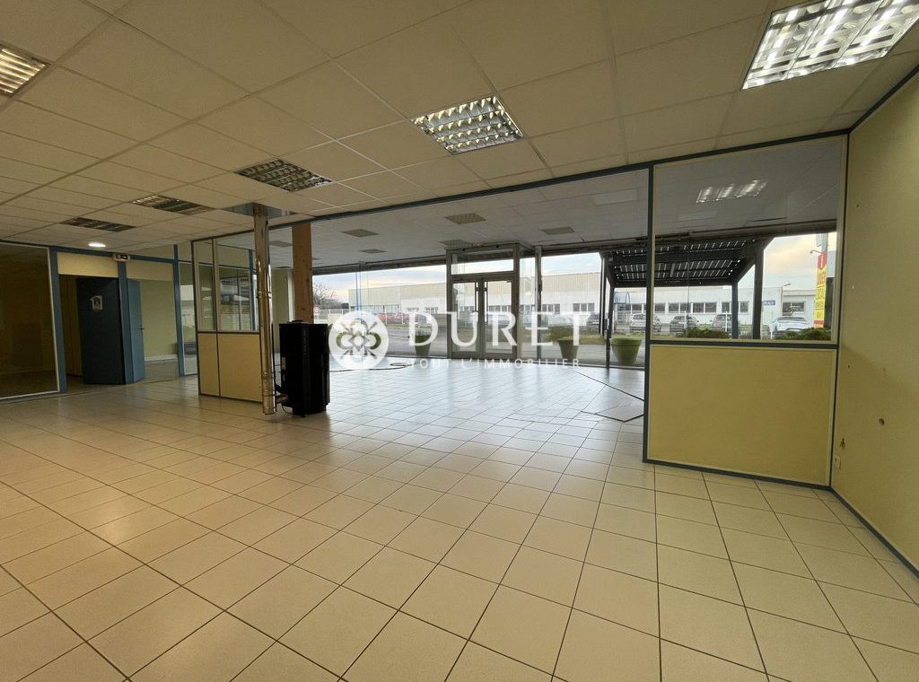 Louer Local commercial Local commercial, Beauvoir-sur-Mer 410 m2 - LP2453-DURET