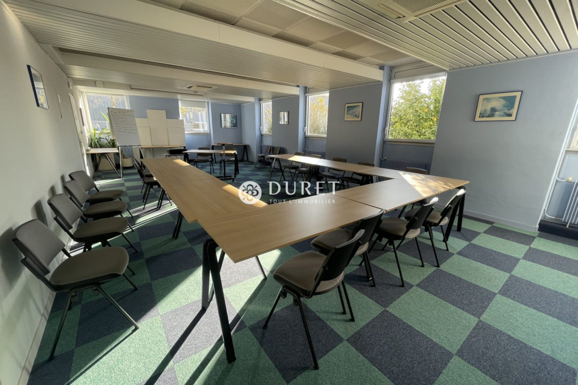 Acheter Bureau Bureau, Mouilleron-le-Captif 958 m2 - VP2398-DURET