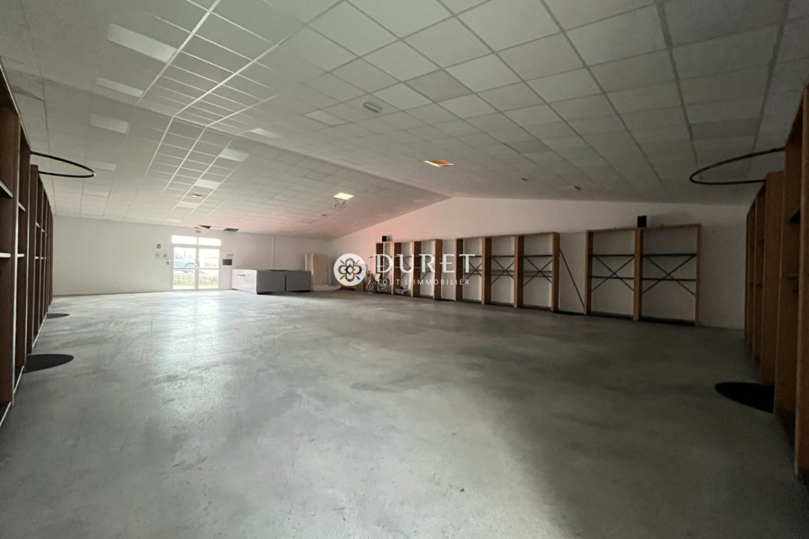 Acheter Local professionnel Local professionnel, Beauvoir-sur-Mer 1200 m2 - VP2498-DURET